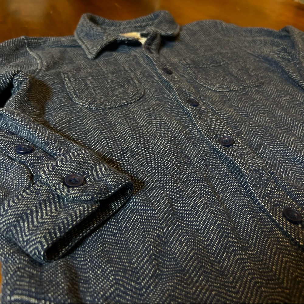 Hanna Andersson Herringbone Boys Layer | Soft Textured Cotton | Boys Size 5(110) - Picture 2 of 11